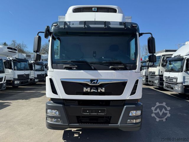 Refrigerated truck MAN TGM 15.290 BL Kühlkoffer 7,8 m LBW 1,5 T*TK 1200