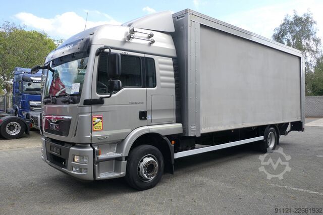 Sliding tarpaulin MAN TGM 12.250 | Roller sail | Dhollandia 1500kg | ...