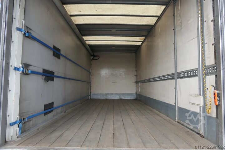 Sliding tarpaulin MAN TGM 12.250 | Roller sail | Dhollandia 1500kg | ...