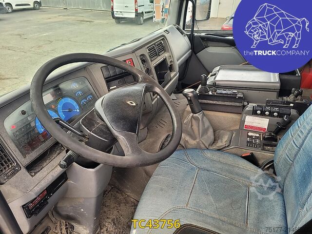 Container transportation Renault Kerax 370