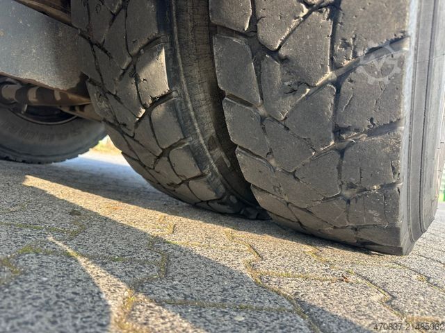 Standard SZM MERCEDES-BENZ Arocs 1851 4x4 HAD / Retarder