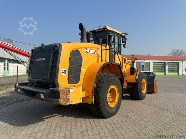 Radlader HYUNDAI HL 965