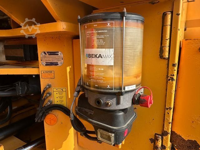 Radlader HYUNDAI HL 965