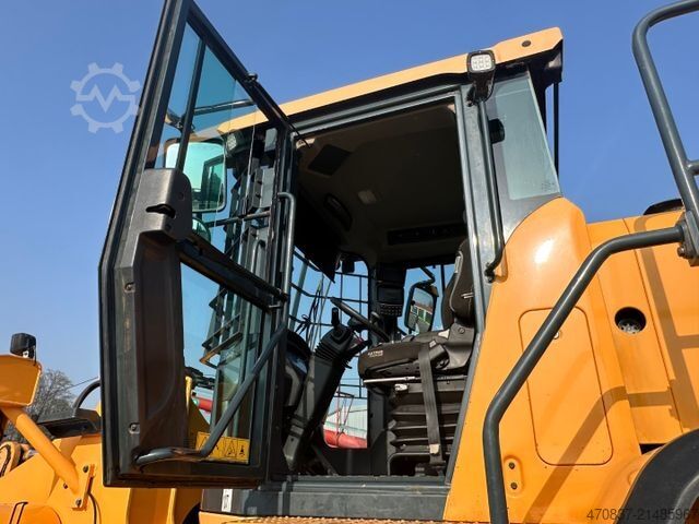 Radlader HYUNDAI HL 965