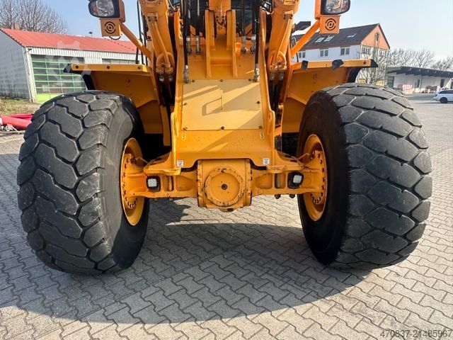 Radlader HYUNDAI HL 965