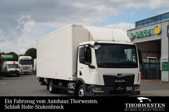 Box truck MAN TGL 8.190 Koffer LBW Automatik Anhängerkupplung