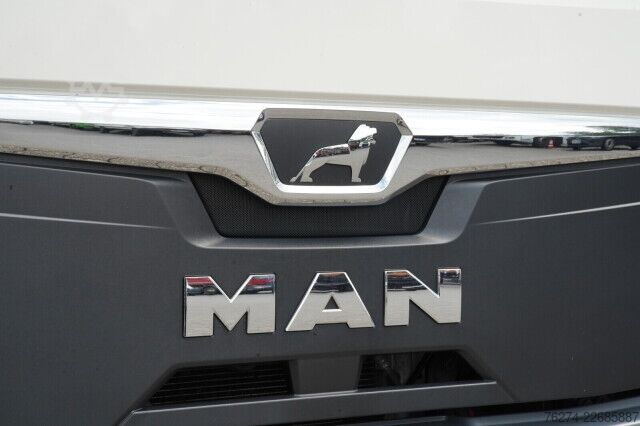 Box truck MAN TGL 8.190 Koffer LBW Automatik Anhängerkupplung