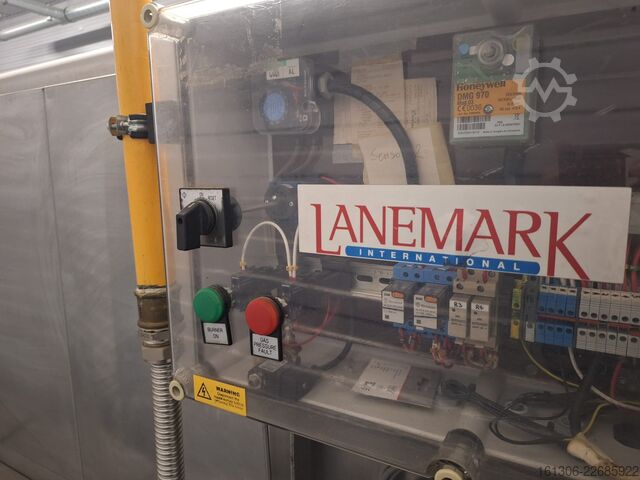 High-pressure water jet Lanemark Contino 550 SSP