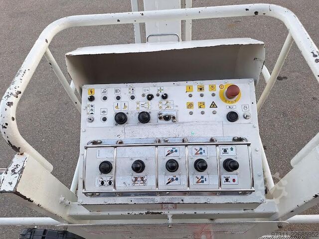 Telescopic boom lift Aichi SP21AJ