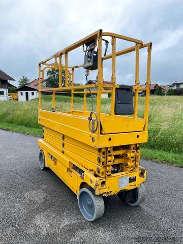 Scherenhebebühne Haulotte Compact 10 N