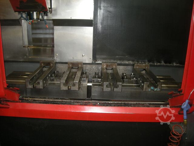 CNC-Dreh- und Fräszentrum Emco VMC600