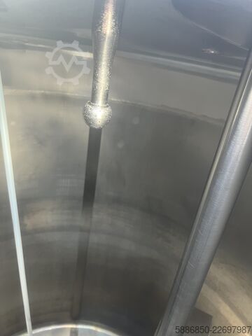 2000 L insulated stainless steel tank with agitator  