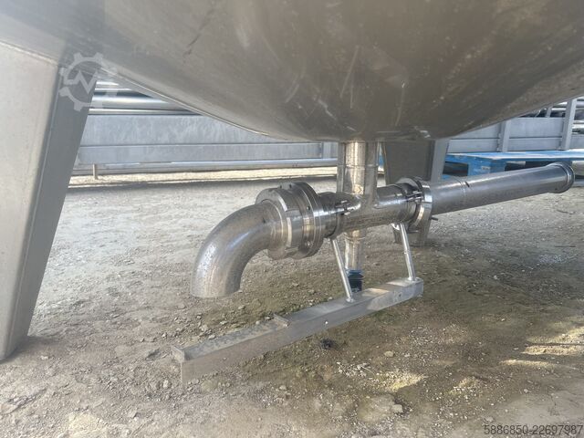 2000 L insulated stainless steel tank with agitator  