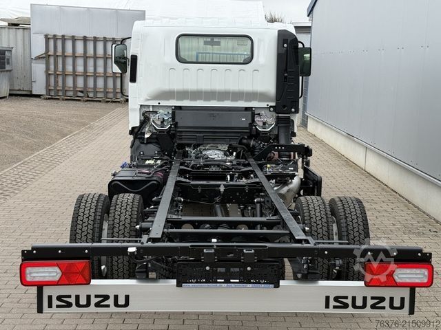 Sonstige ISUZU M30 H 5.2 l 190 PS Radst. 3.365 mm