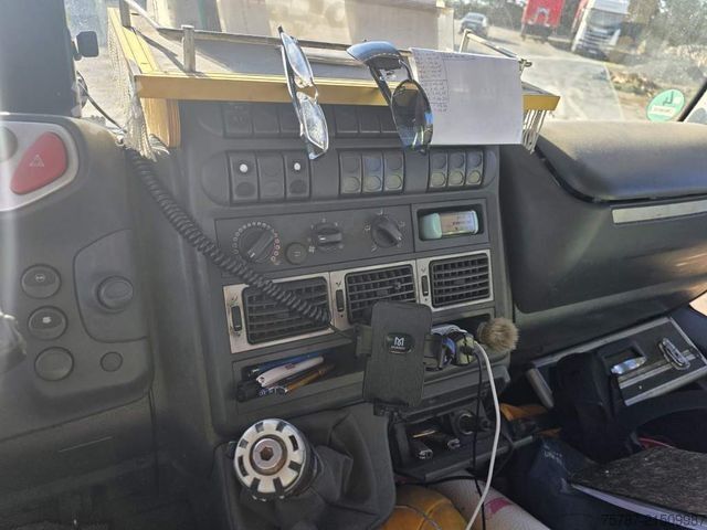 LKW mit Pritsche & Plane IVECO 120E25 Pritsche&Plane,Ladebordwand 1,5 To