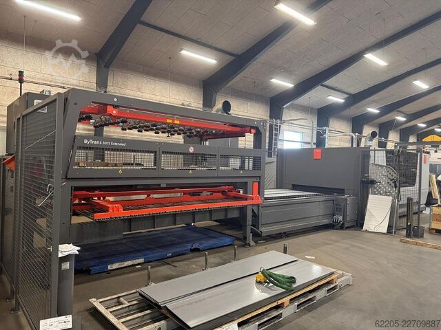 2021 BYSTRONIC Bysmart 3015 10kW mit Bytrans Extended BYSTRONIC Bysmart 3015 10KW with Bytrans Extended