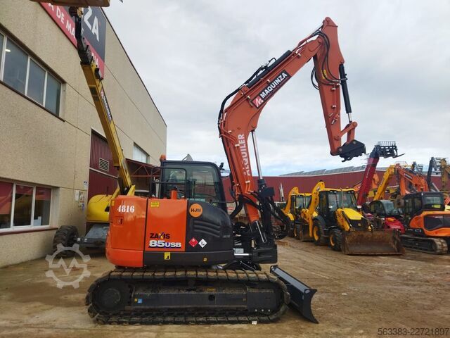 Minibagger Hitachi ZX85USB-6