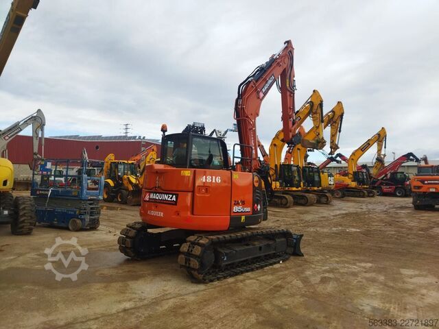 Minibagger Hitachi ZX85USB-6
