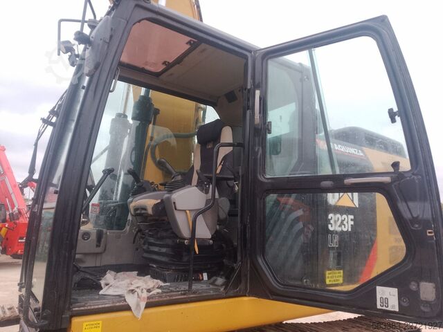 Raupenbagger Caterpillar 323FLN IHC