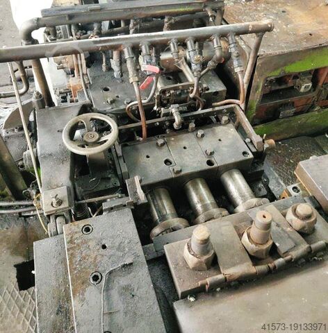 Hot nut former HATEBUR AMP30