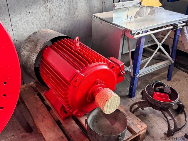 Hot nut former HATEBUR AMP30