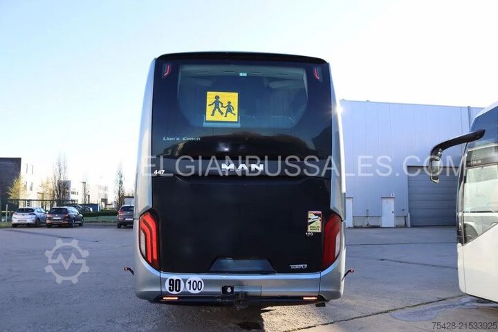 Motor coach MAN LION'S COACH R08 / Very nice bus