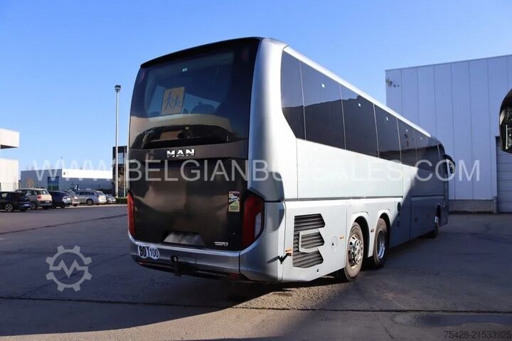 Motor coach MAN LION'S COACH R08 / Very nice bus