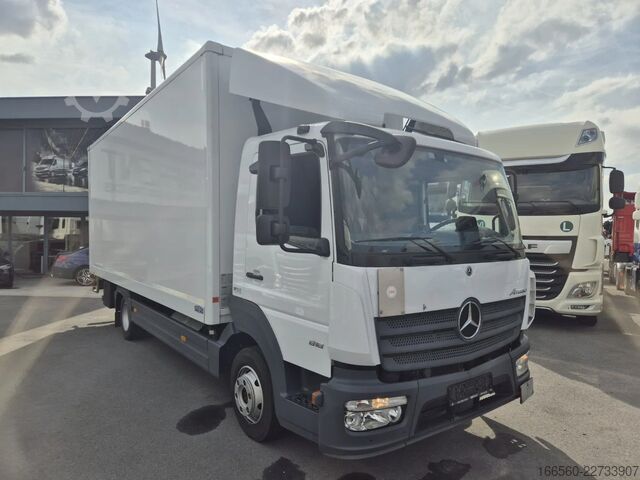 Geschlossener Behälter Mercedes-Benz Atego 818 L