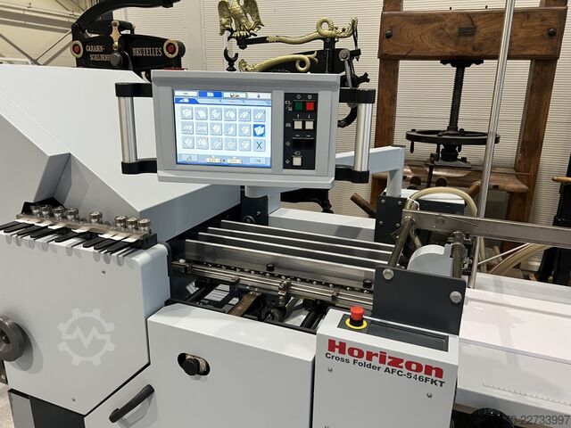 Automatische Falzmaschine Horizon AFC-546 AKT Automatic Folding Machine