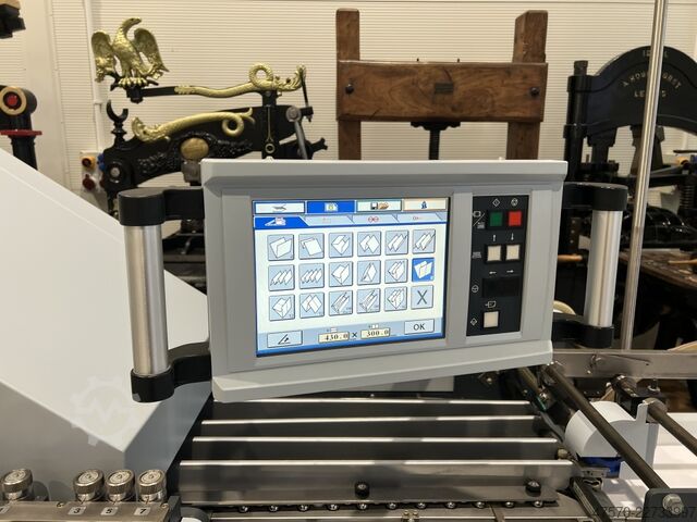 Automatische Falzmaschine Horizon AFC-546 AKT Automatic Folding Machine