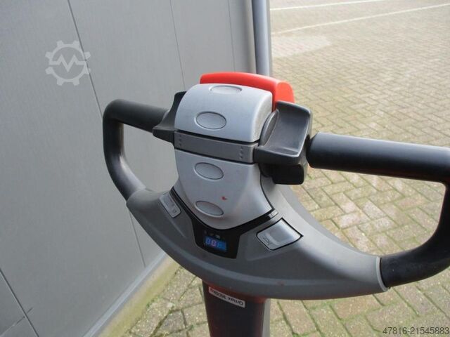 Niederhubwagen TOYOTA LWE180