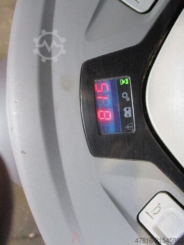 Niederhubwagen TOYOTA LWE180