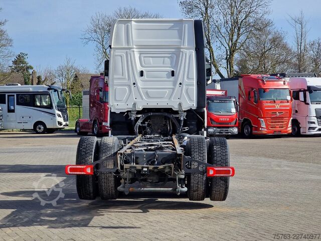 Fahrgestell mit Fahrerhaus Mercedes-Benz Actros 2663 Gigaspace 6x2 - Retarder - 4.90 WB ...
