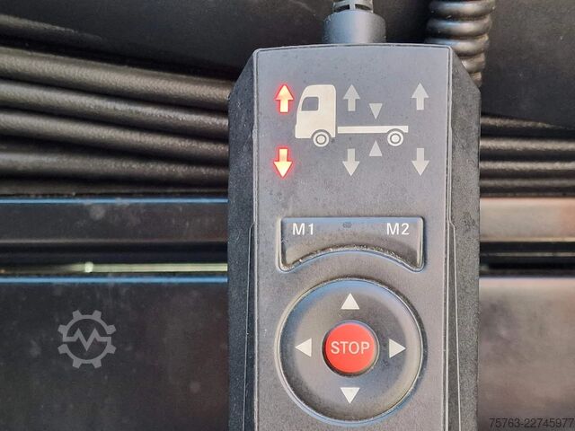 Fahrgestell mit Fahrerhaus Mercedes-Benz Actros 2663 Gigaspace 6x2 - Retarder - 4.90 WB ...