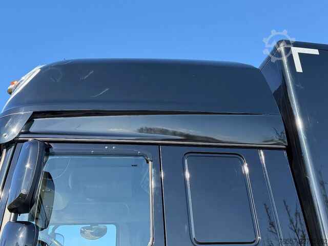 Suitcase DAF XF 530 XF530.26 EURO6.  2021.  138777km