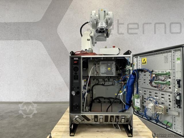 Überholter Roboter mit 1 Jahr Garantie ABB IRB 6700-200/2.6