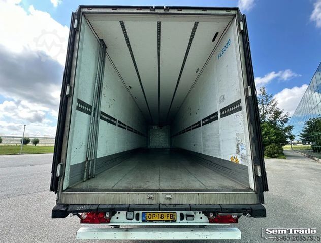 Reefer semitrailer SCHMITZ CARGOBULL SCB*S3B THERMO KING SLXe 300 LIFT AXLE HOLLAND-T
