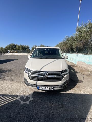 Camper Volkswagen California Ocean 2022 | Automatico | Tetto a soffietto
