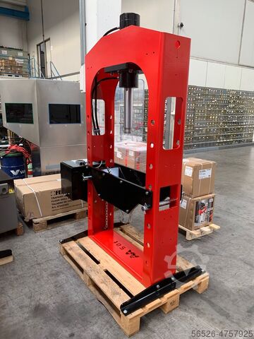 50 ton hydraulic press AXA P50MR