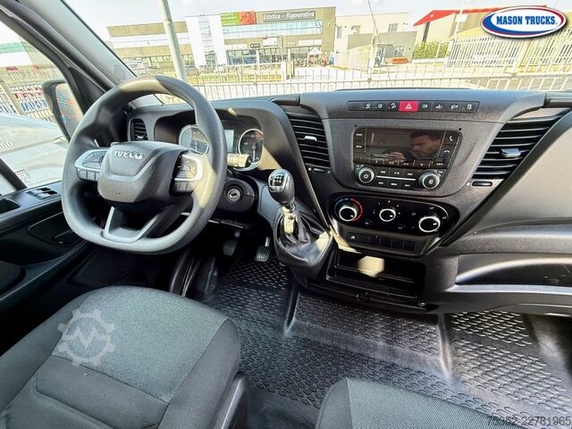 Transporter mit Koffer Iveco Daily 35c140