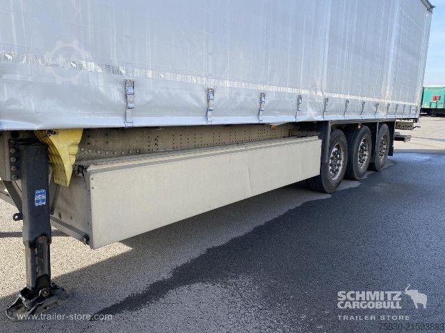 Open semitrailer with tarp Schmitz Cargobull Semitrailer Curtainsider Standard Hayon