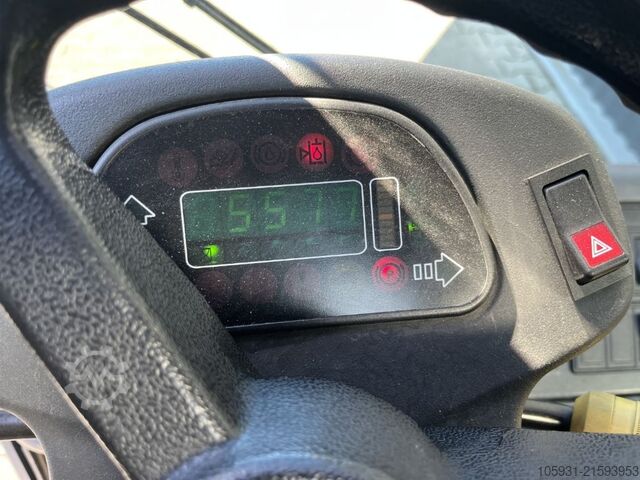 Schlepper Linde P250