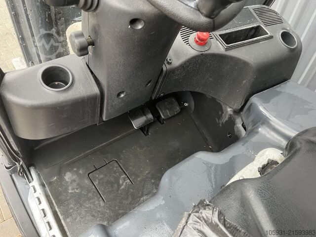 Elektro 4 Rad-Stapler Linde E20PL-02