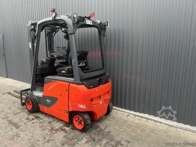 Elektro 4 Rad-Stapler Linde E20PH-02
