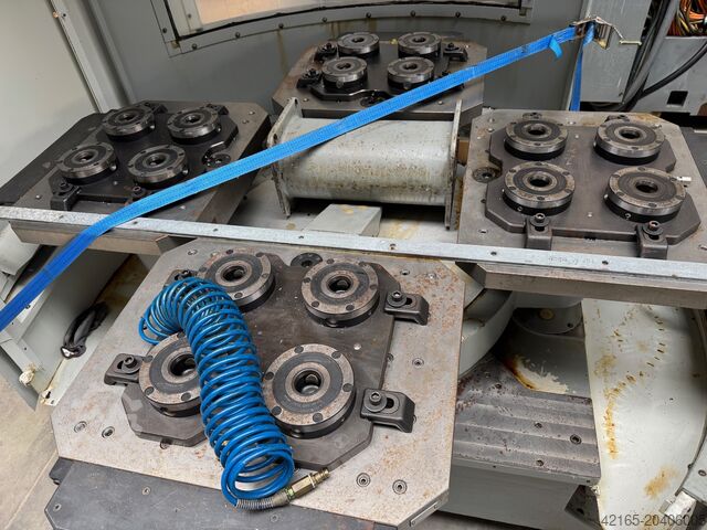 Universal-Bearbeitungszentrum DECKEL MAHO DMU 60T RS3