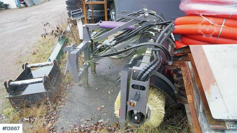 Construction equipment Holms SL-2.5 sweeper
