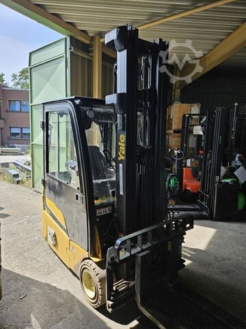 Electric 3-wheel forklift Yale ERP20VT MWB