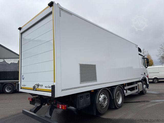 Box truck MERCEDES-BENZ ACTROS 2553 L / ROLLO / LENKACHSE
