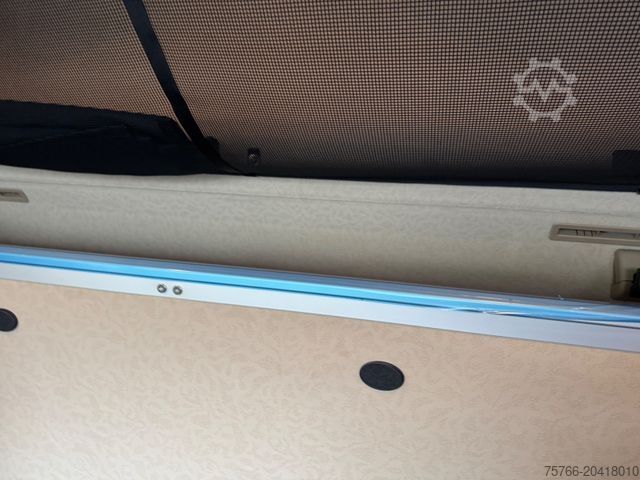 Box truck MERCEDES-BENZ ACTROS 2553 L / ROLLO / LENKACHSE