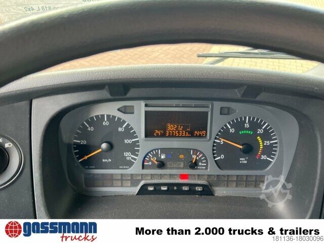 Pick-up van Mercedes-Benz Atego 818 L 4x2 mit LBW BÄR